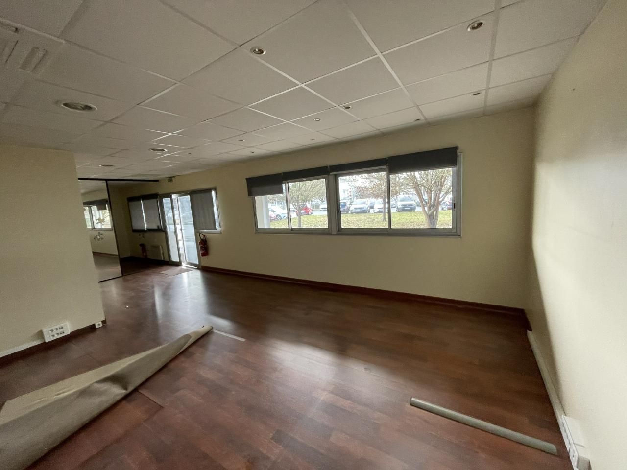Bureau Tours 125m² Location bureau Tours Indre-et-Loire OLBUR2318227 4